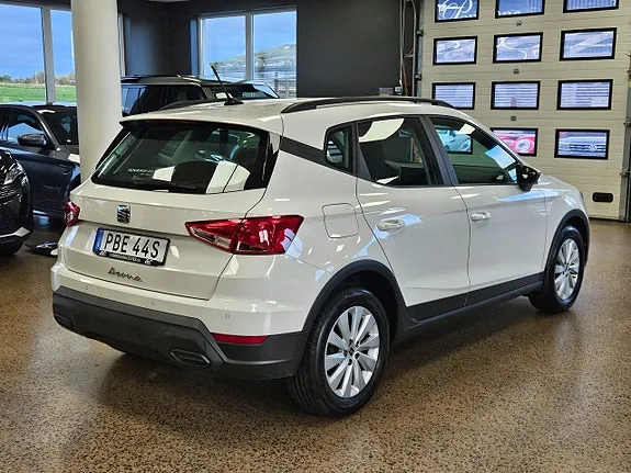 Seat Arona 2023 photo 4