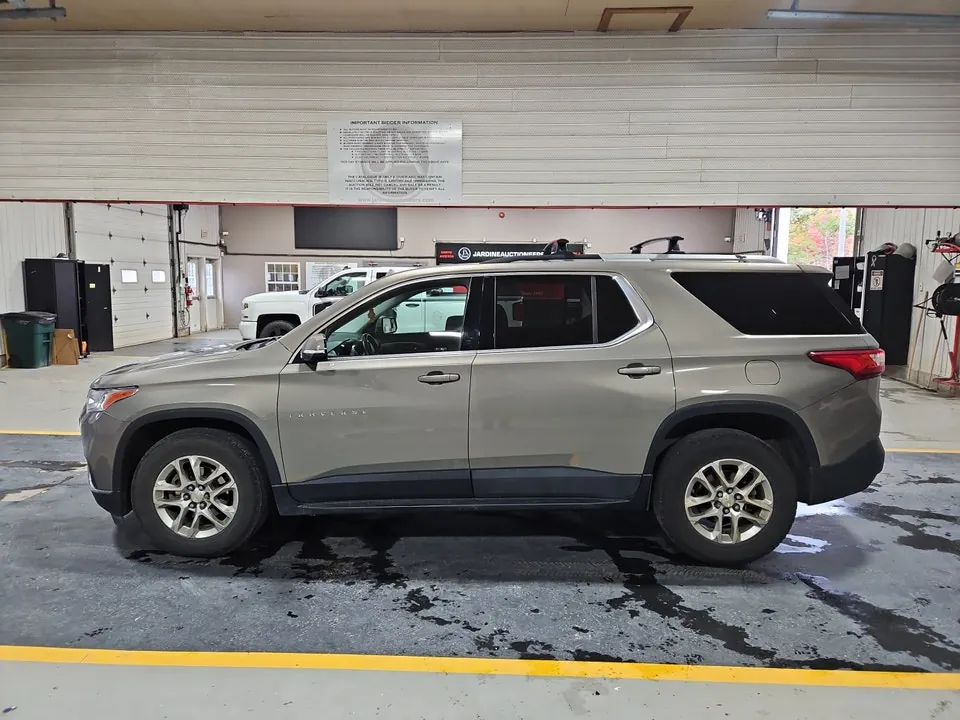 Chevrolet Traverse 2018 photo 2