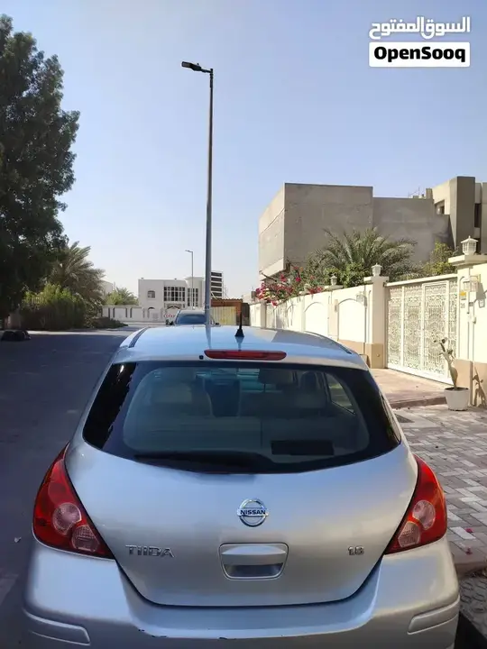 Nissan Tiida 2012 photo 3