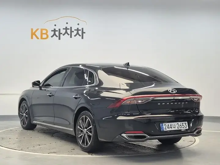 Hyundai Grandeur 2022 photo 2