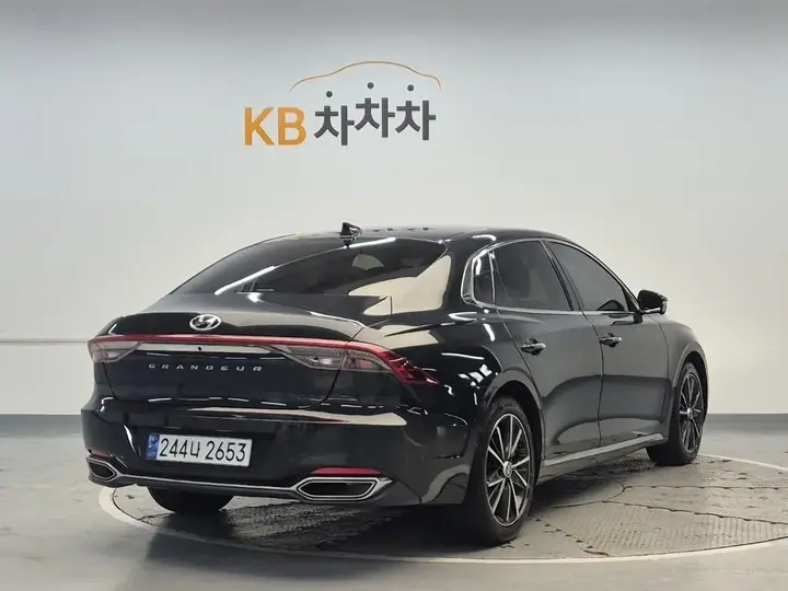 Hyundai Grandeur 2022 photo 3