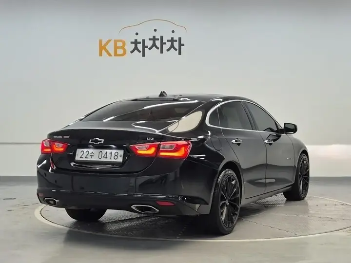 Chevrolet Malibu 2017 photo 3