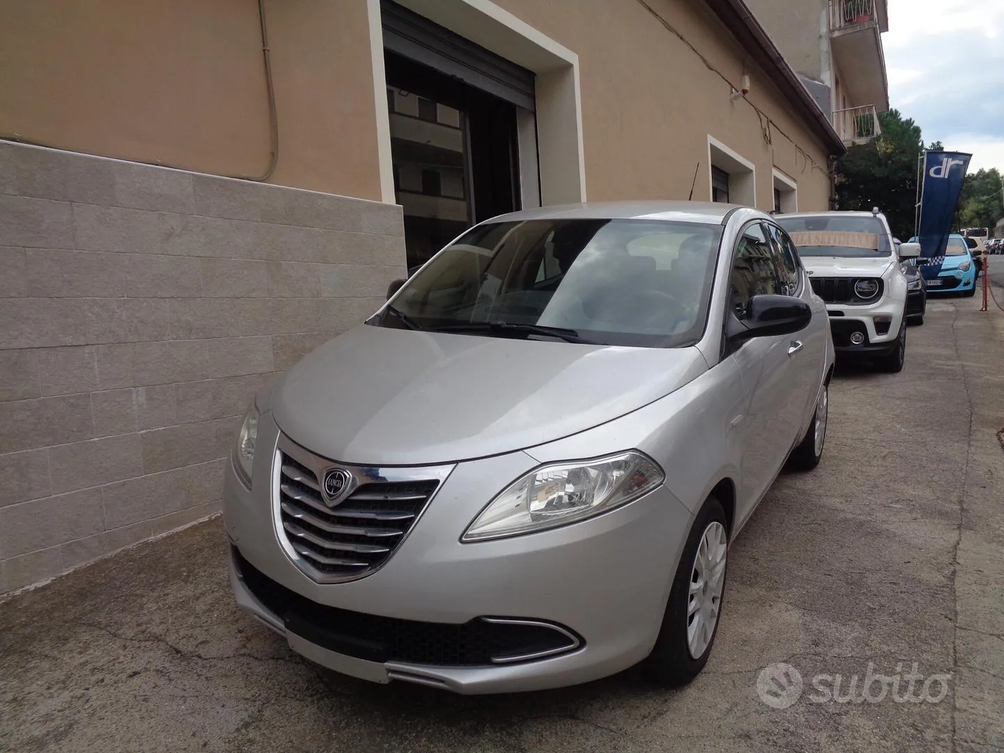 Lancia Ypsilon
