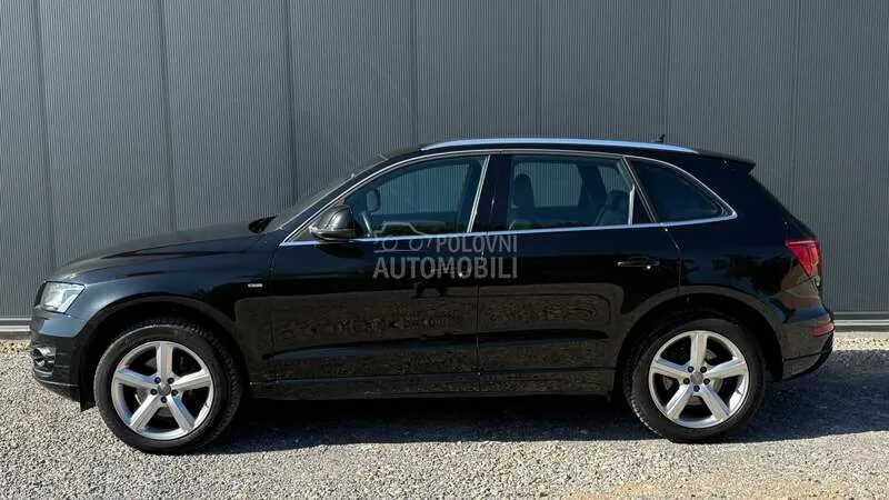 Audi Q5 2011 photo 2
