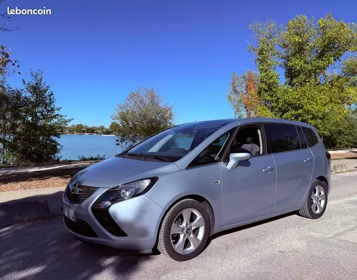 Opel Zafira Tourer