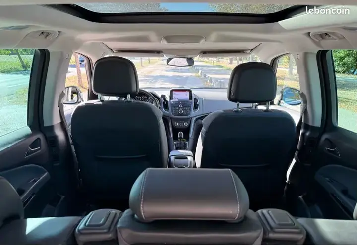 Opel Zafira Tourer 2014 photo 3