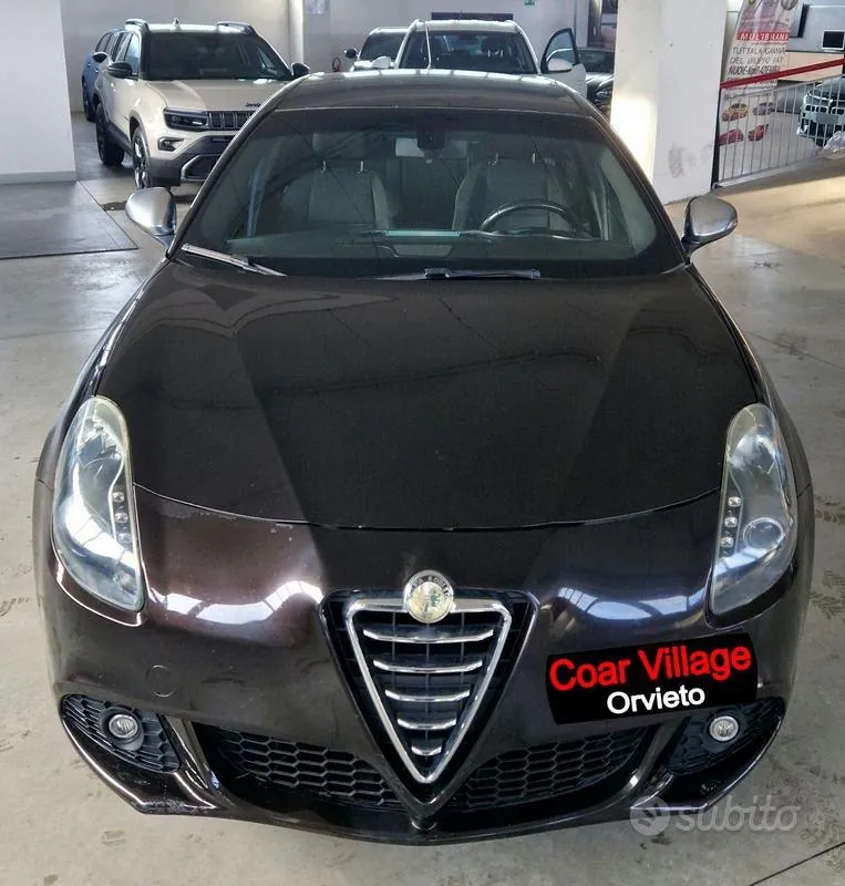 Alfa Romeo Giulietta 2012 photo 2