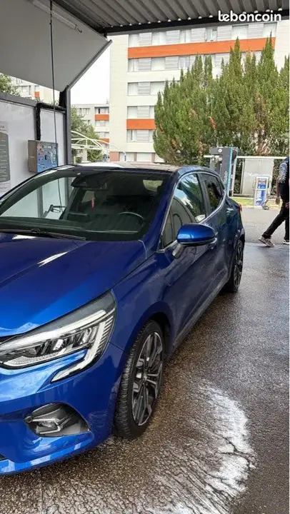 Renault Clio 2019 photo 2