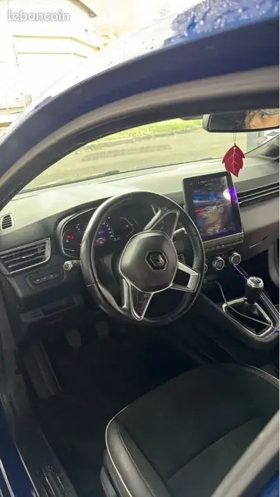 Renault Clio 2019 photo 3