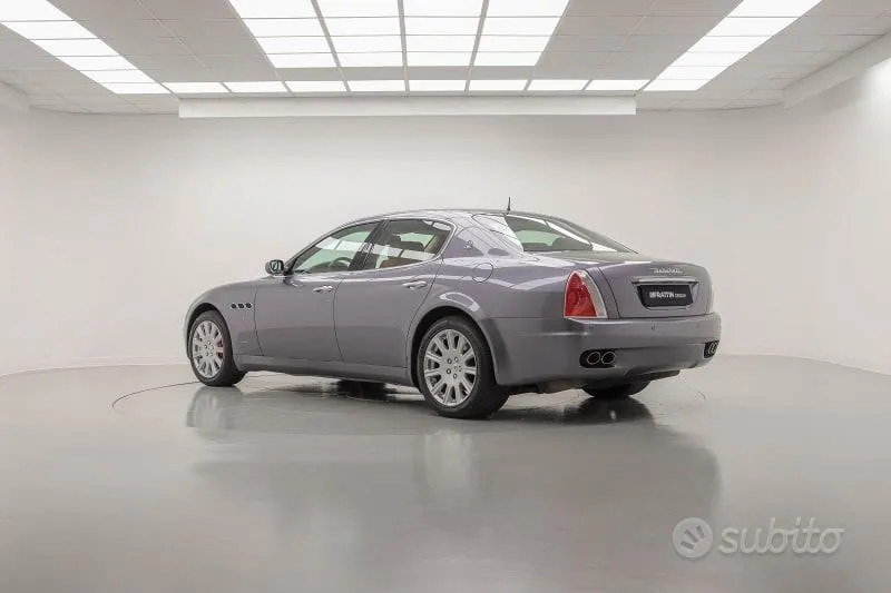 Maserati Quattroporte 2006 photo 2
