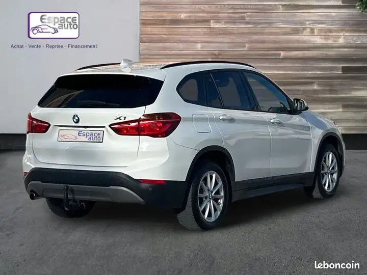 BMW X1 2016 photo 2