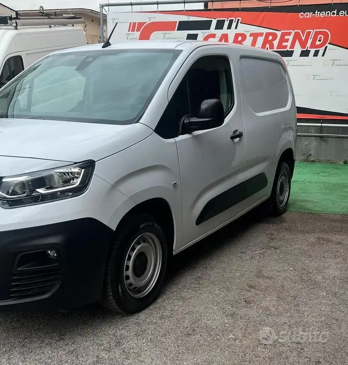 Fiat Doblò 2023 photo 2