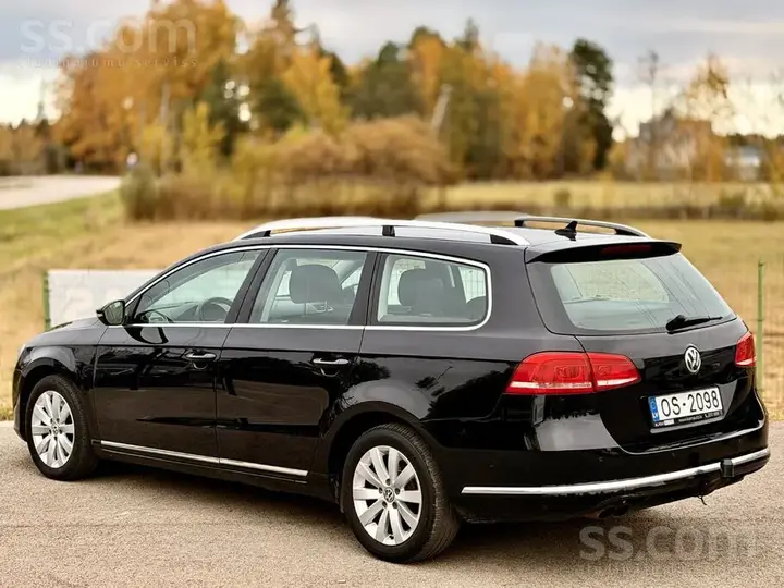 Volkswagen Passat 2011 photo 3