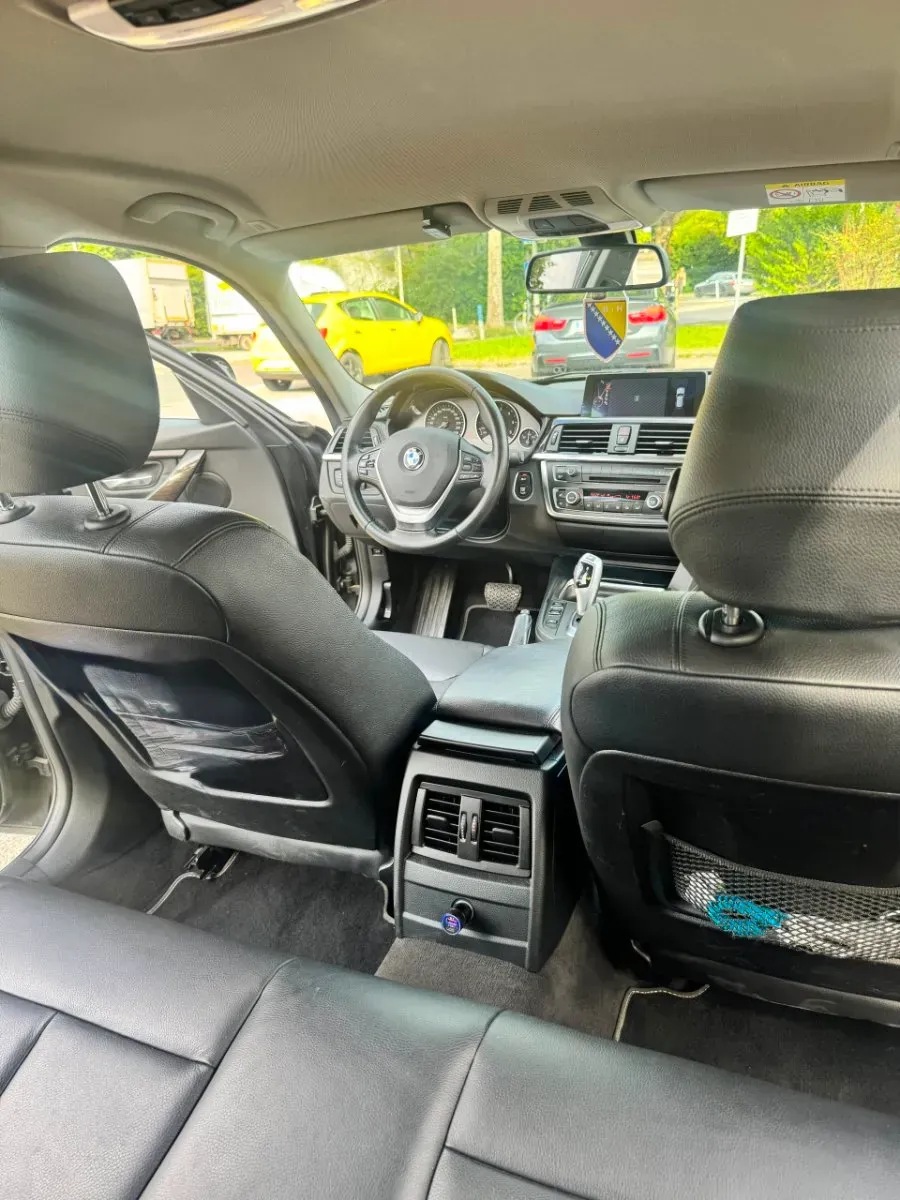 BMW 3 Series 2014 photo 2