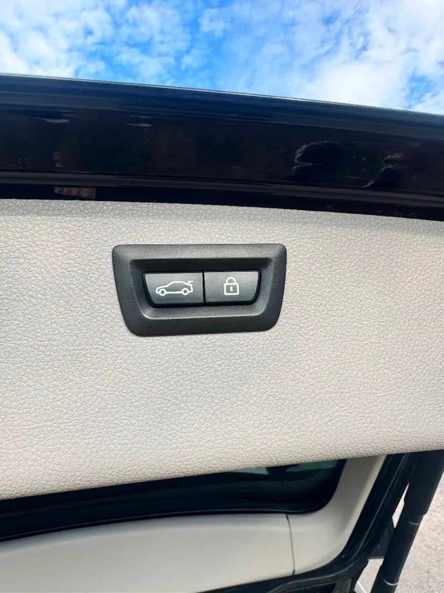 BMW 3 Series 2014 photo 3