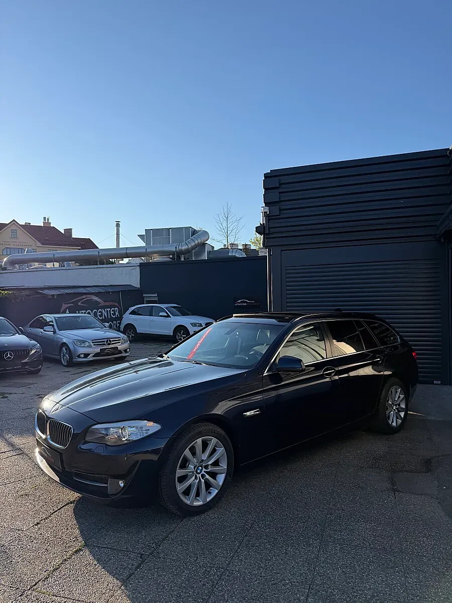 BMW 5 Series 2011 photo 3