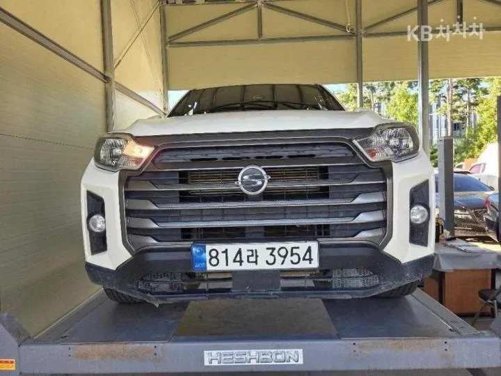 KG Mobility Rexton Sports