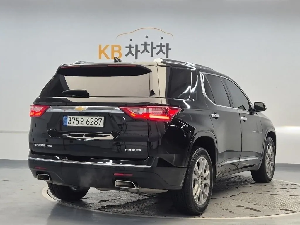 Chevrolet Traverse 2020 photo 3