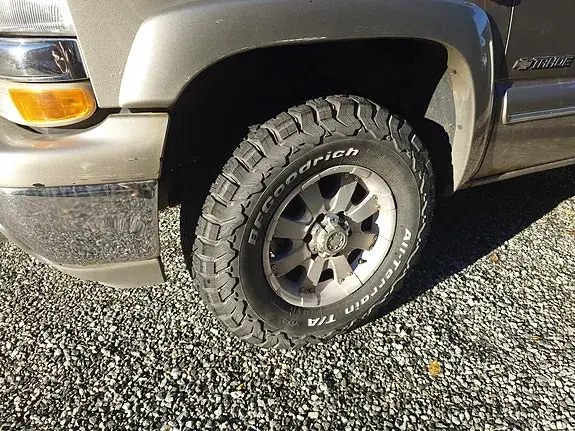 Chevrolet Tahoe 2002 photo 3