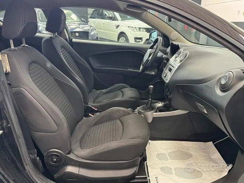 Alfa Romeo Mito 2011 photo 5