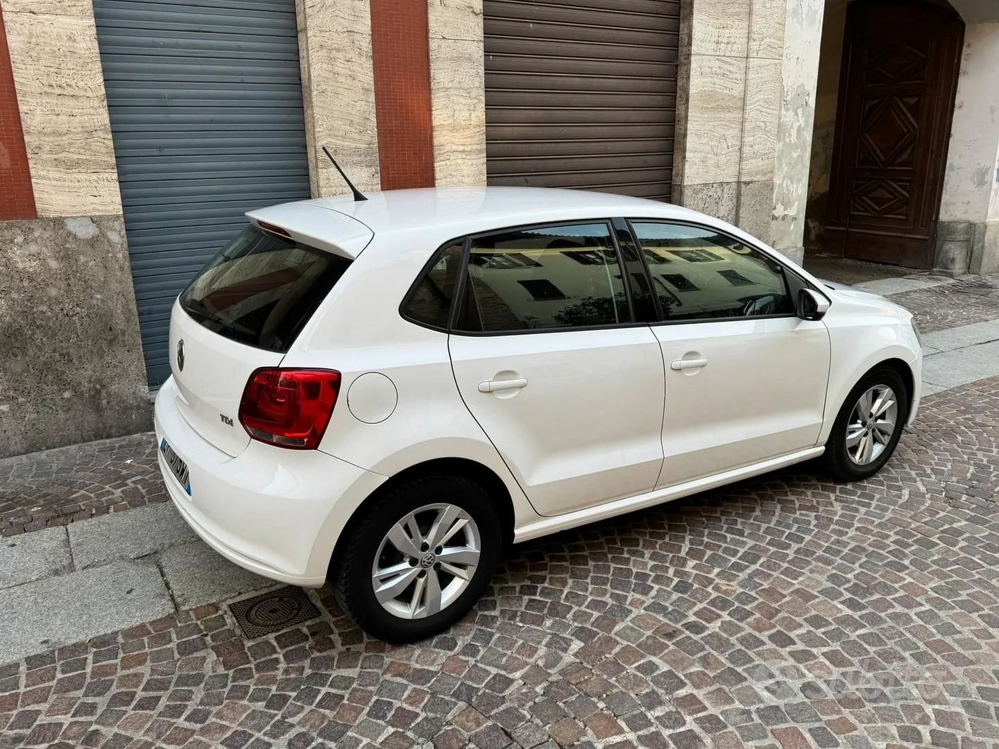 Volkswagen Polo 2013 photo 2