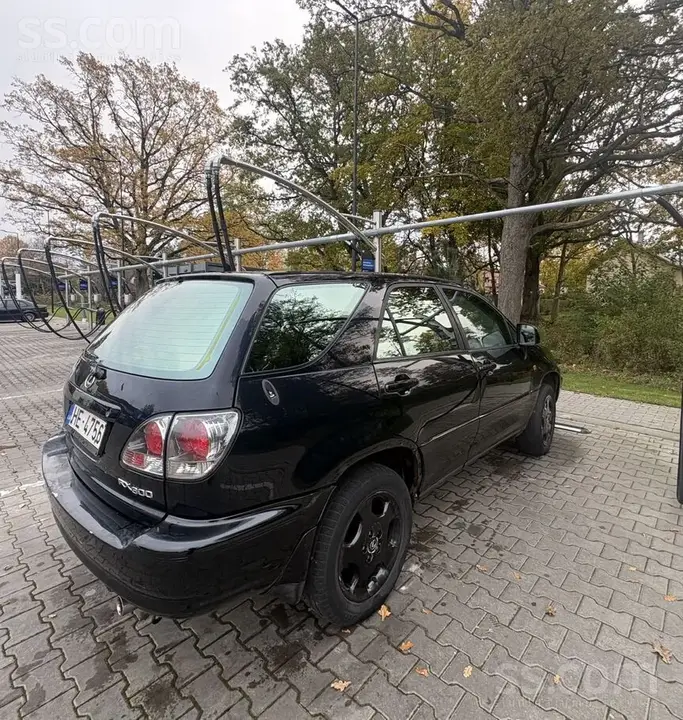 Lexus Rx 2001 photo 4