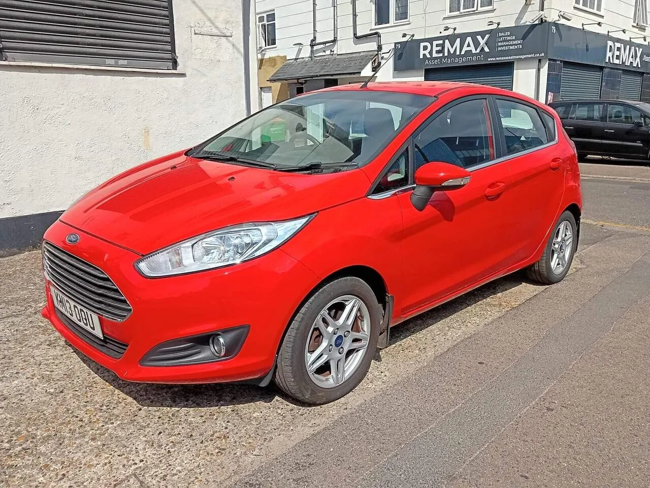 Ford Fiesta 2013 photo 4