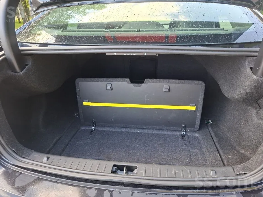 Volvo S60 2012 photo 3
