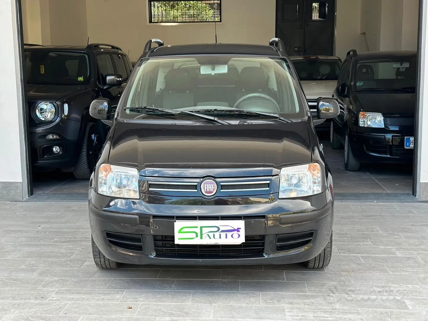 Fiat Panda 2010 photo 2