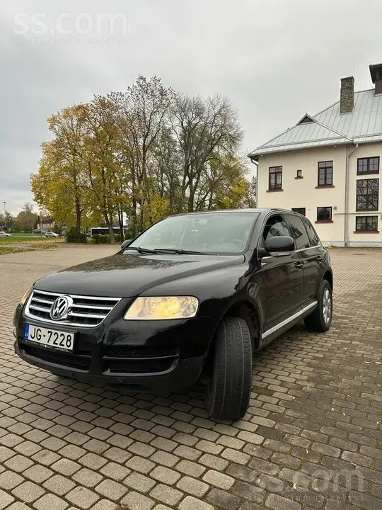 Volkswagen Touareg 2005 photo 2