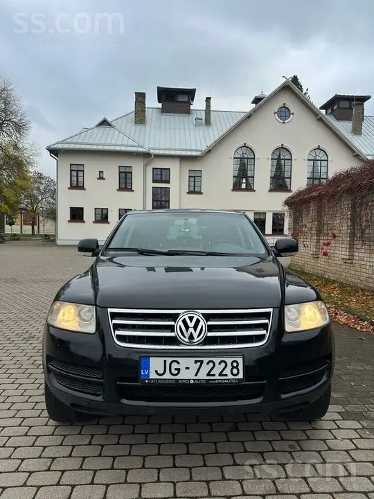 Volkswagen Touareg