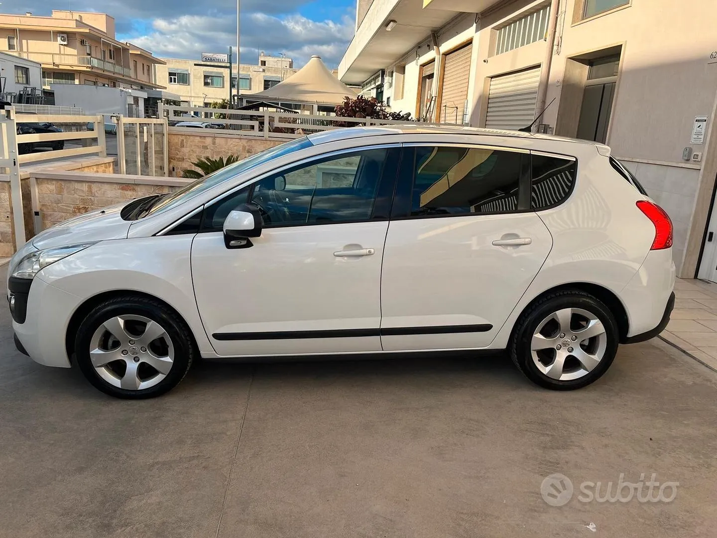 Peugeot 3008 2010 photo 4