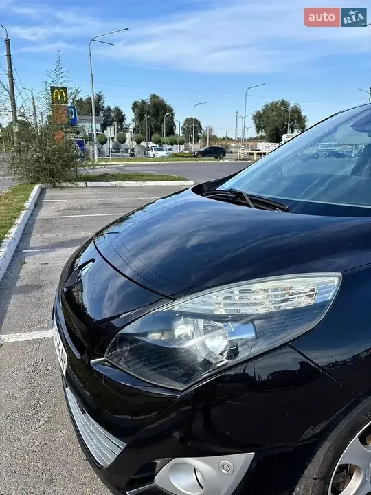 Renault Scenic 2010 photo 4