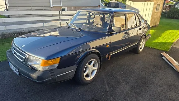 Saab 900 1993 photo 4