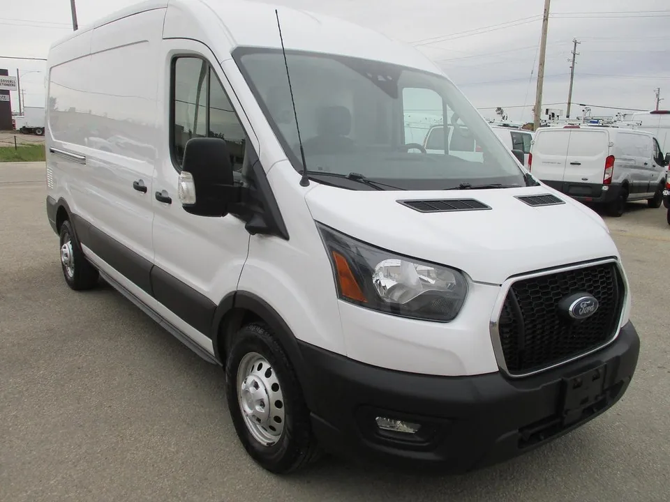 Ford Transit 2022 photo 3