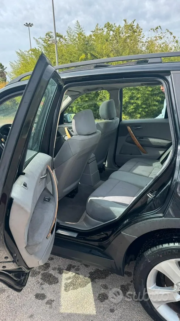 BMW X3 2009 photo 4