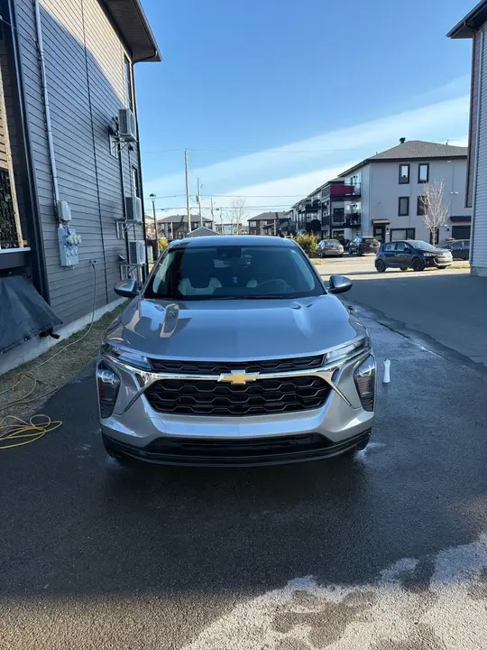 Chevrolet Trax 2024 photo 2
