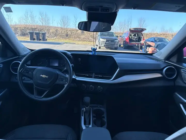 Chevrolet Trax 2024 photo 4