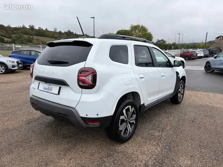 Dacia Duster 2024 photo 3