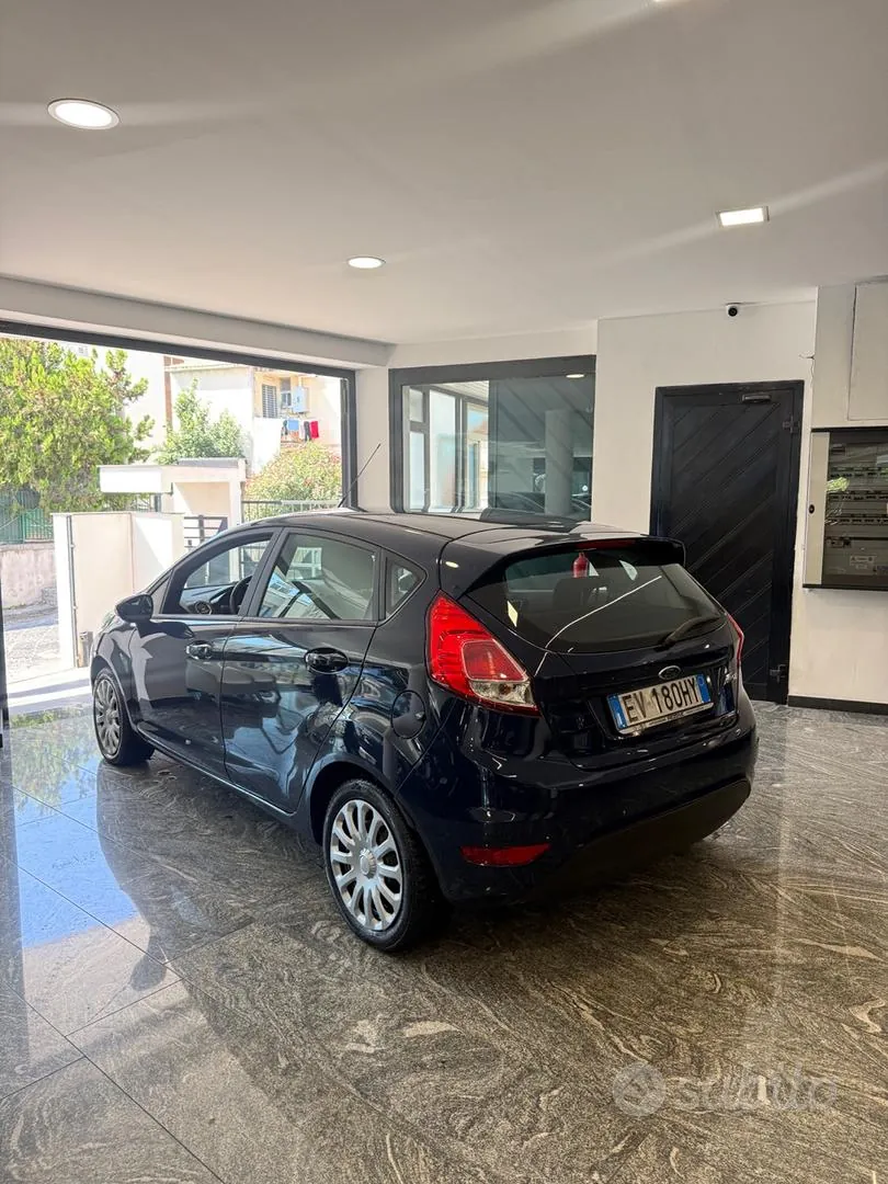 Ford Fiesta 2014 photo 3