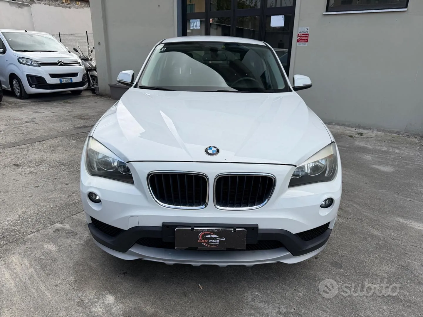 BMW X1 2015 photo 2