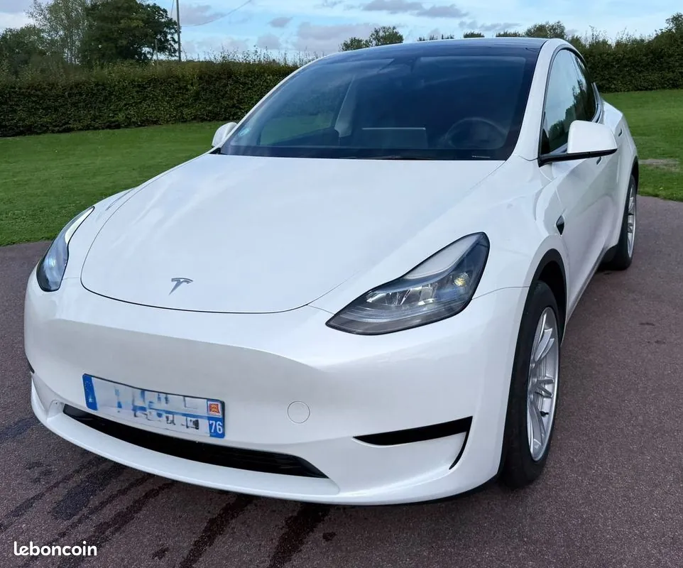 Tesla Model Y 2022 photo 5