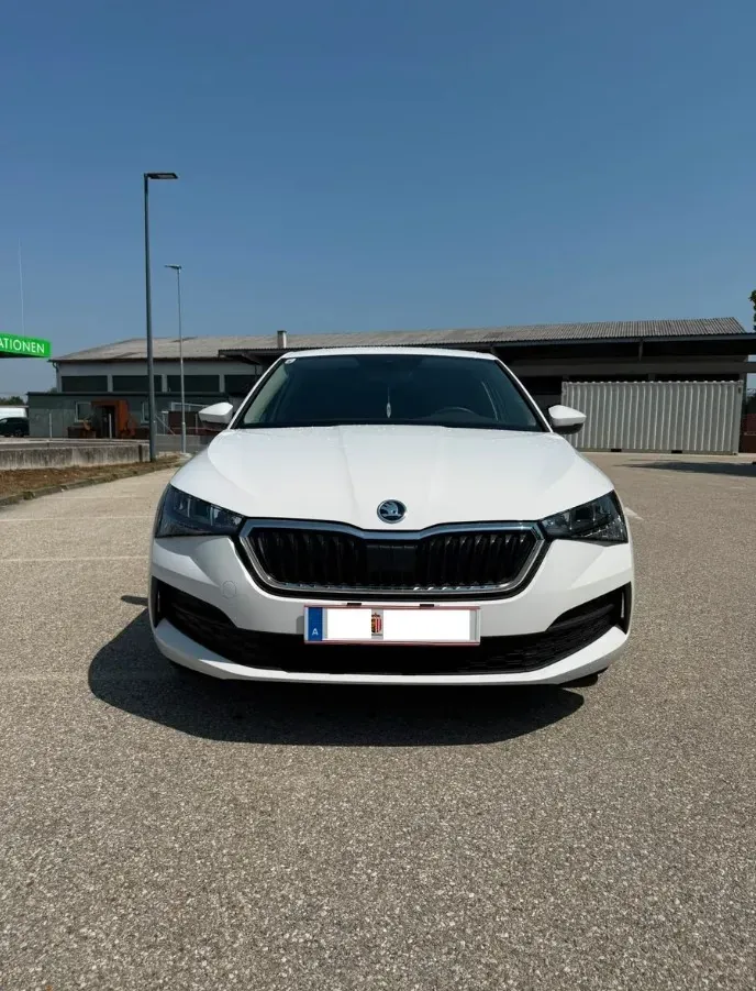 Skoda Scala 2022 photo 2
