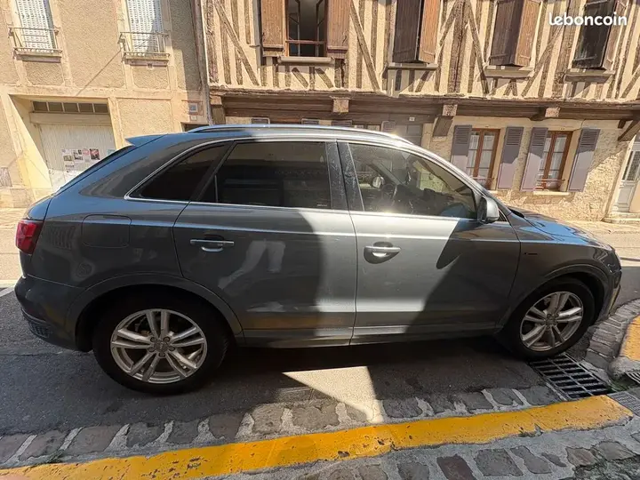 Audi Q3 2016 photo 4