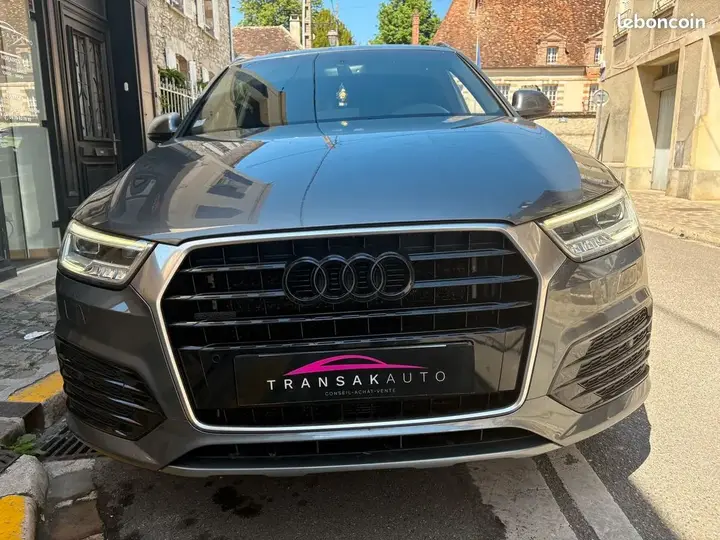 Audi Q3 2016 photo 2
