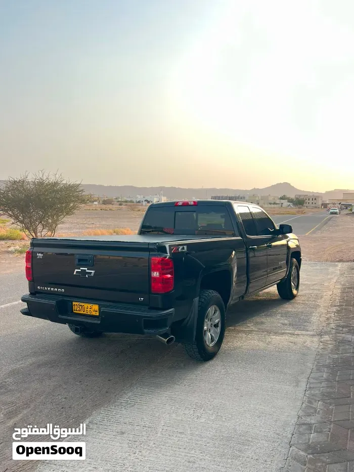 Chevrolet Silverado 2018 photo 3