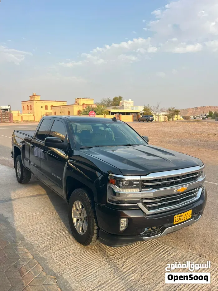 Chevrolet Silverado 2018 photo 2