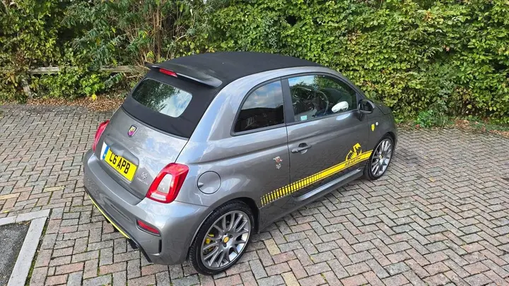 Abarth 595C 2018 photo 3
