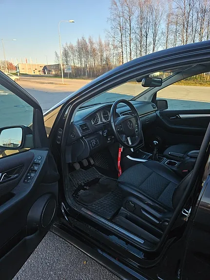 Mercedes-Benz B180 2009 photo 3