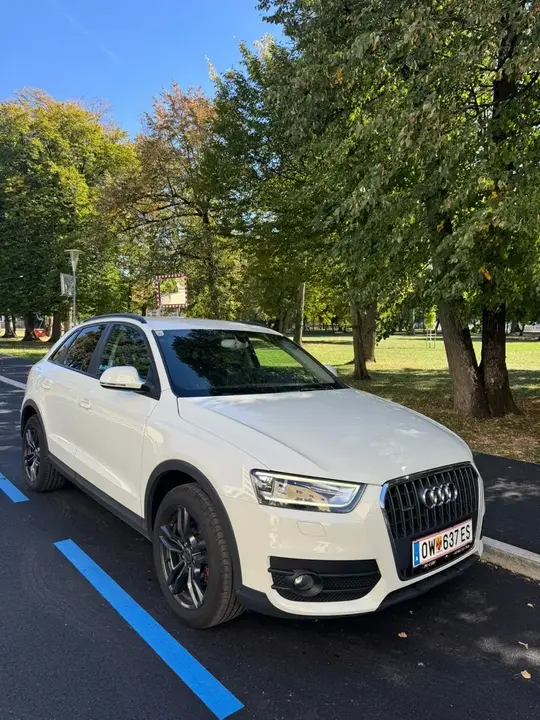 Audi Q3 2012 photo 3